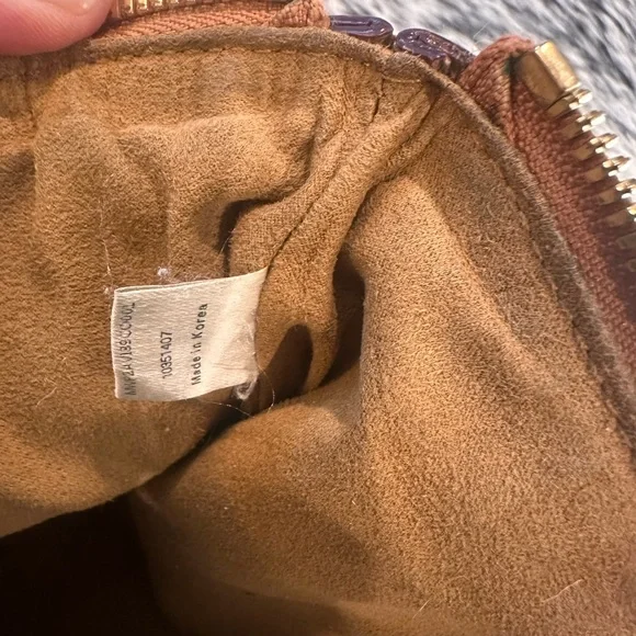 MCM Pouch in Visetos Original - Picture 9 of 10